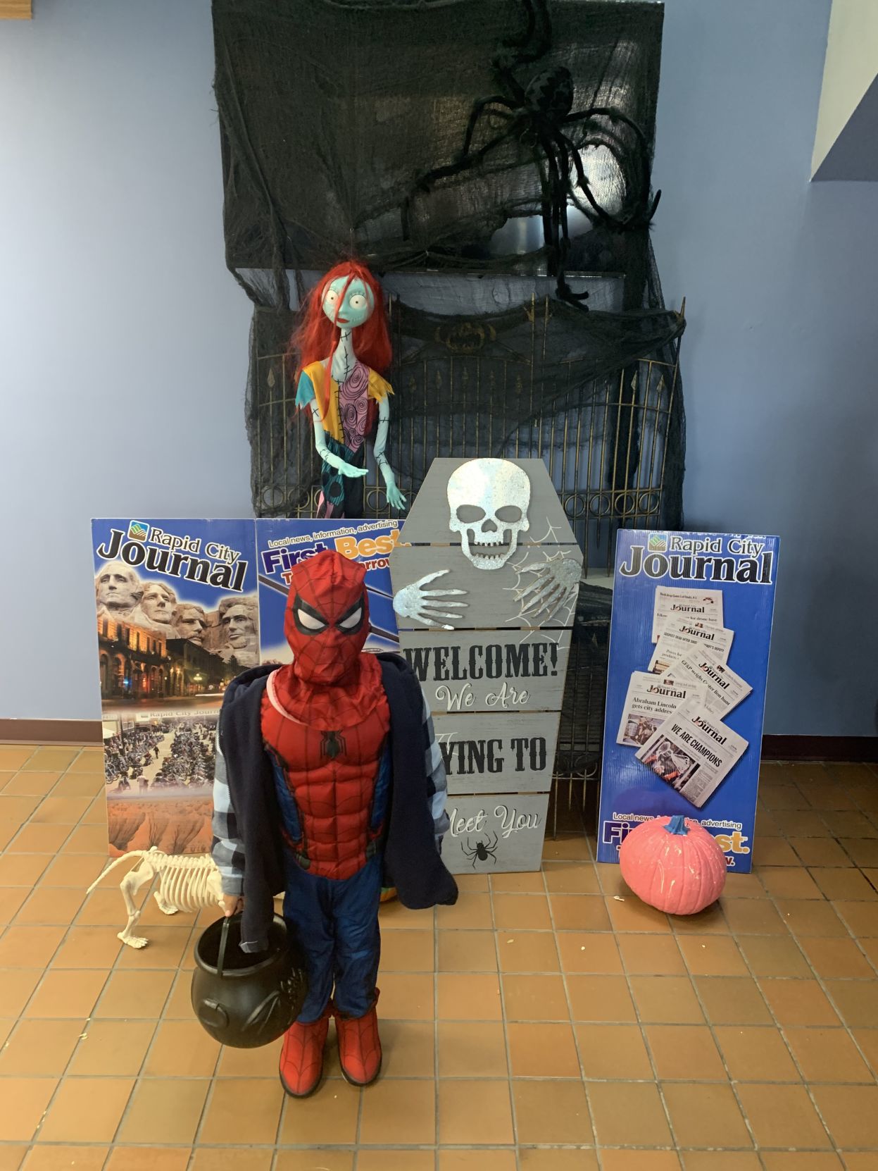 Halloween Pictures to run in Thursday's paper 072.JPG
